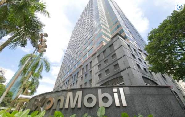 ExxonMobil (XOM), Koch Climate Lawsuit Faces SC Denial