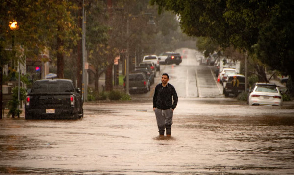 Atmospheric river storms are getting stronger, and deadlier. The race to understand them is on | Meteorology | The Guardian