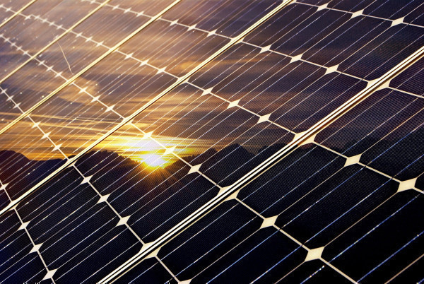 Sun, sensors and silicon: How AI is revolutionizing solar farms